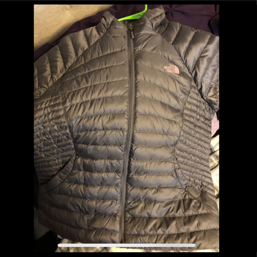 EUC The North Face Down Jacket/Coat in Purple